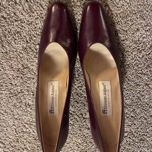 ETIENNE AIGNER Women's Brown/Wine Leather TAYLOR Classic Pumps - Size 7 1/2N M m